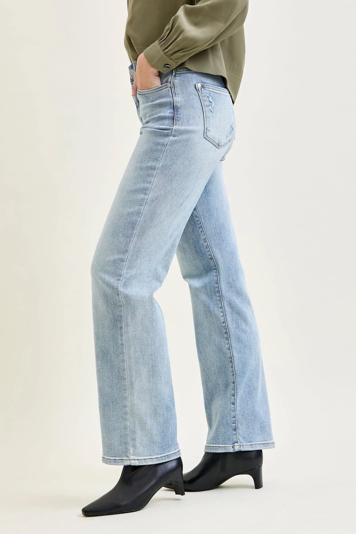 Kimberly Light Wash Straight Leg Jeans