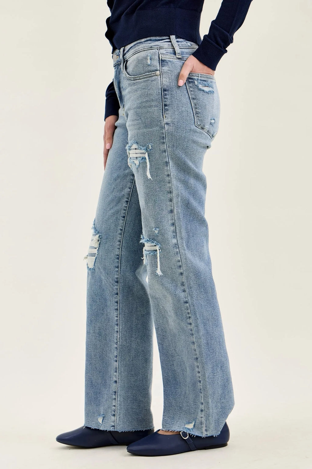 Brenda Retro 90's Destructed Straight Fit